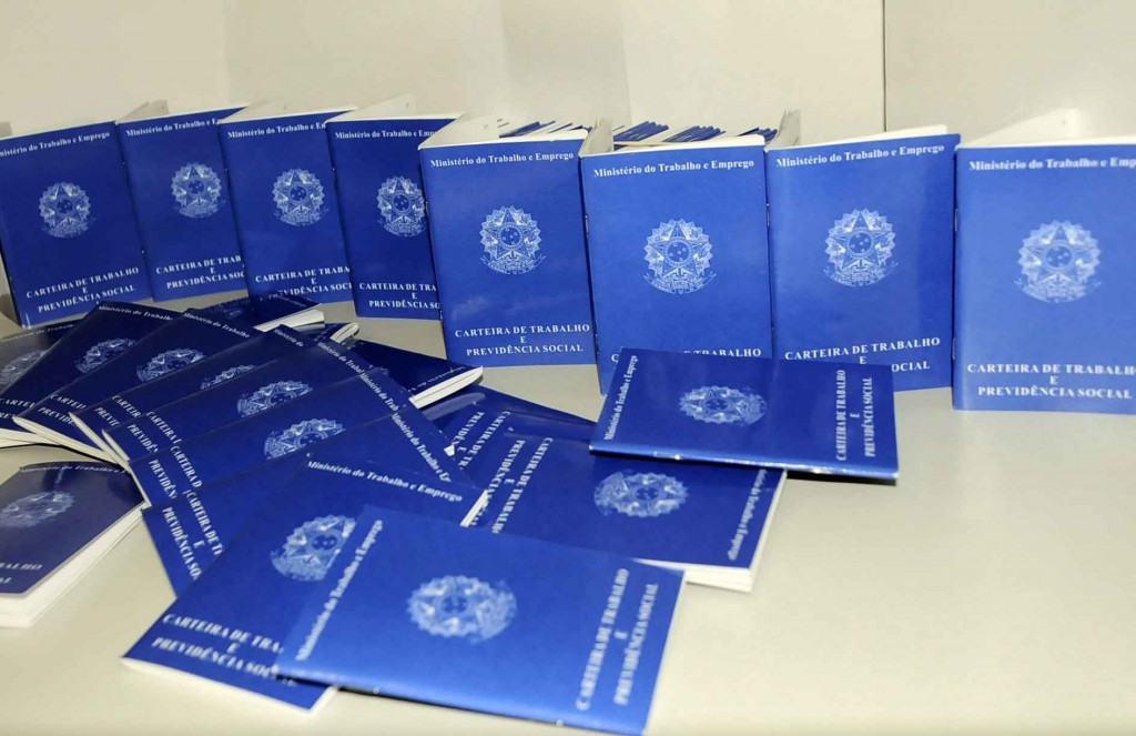 {dopn1pwj64mvrm6883oaiacytbcvj4}_Carteira_de_Trabalho